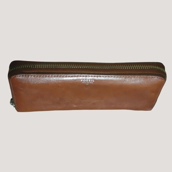 Fossil Vintage Brown Leather Zip Around Wallet Multiple Card Slots Coin Pocket - Picture 2 of 7